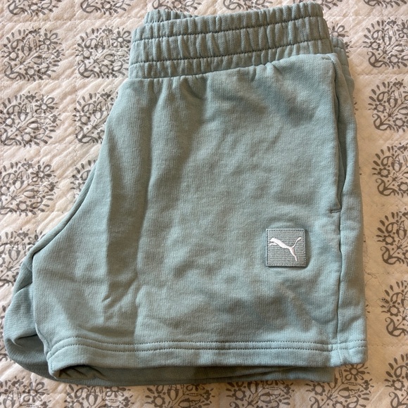 Puma Women's Mint Green Shorts - Picture 1 of 3